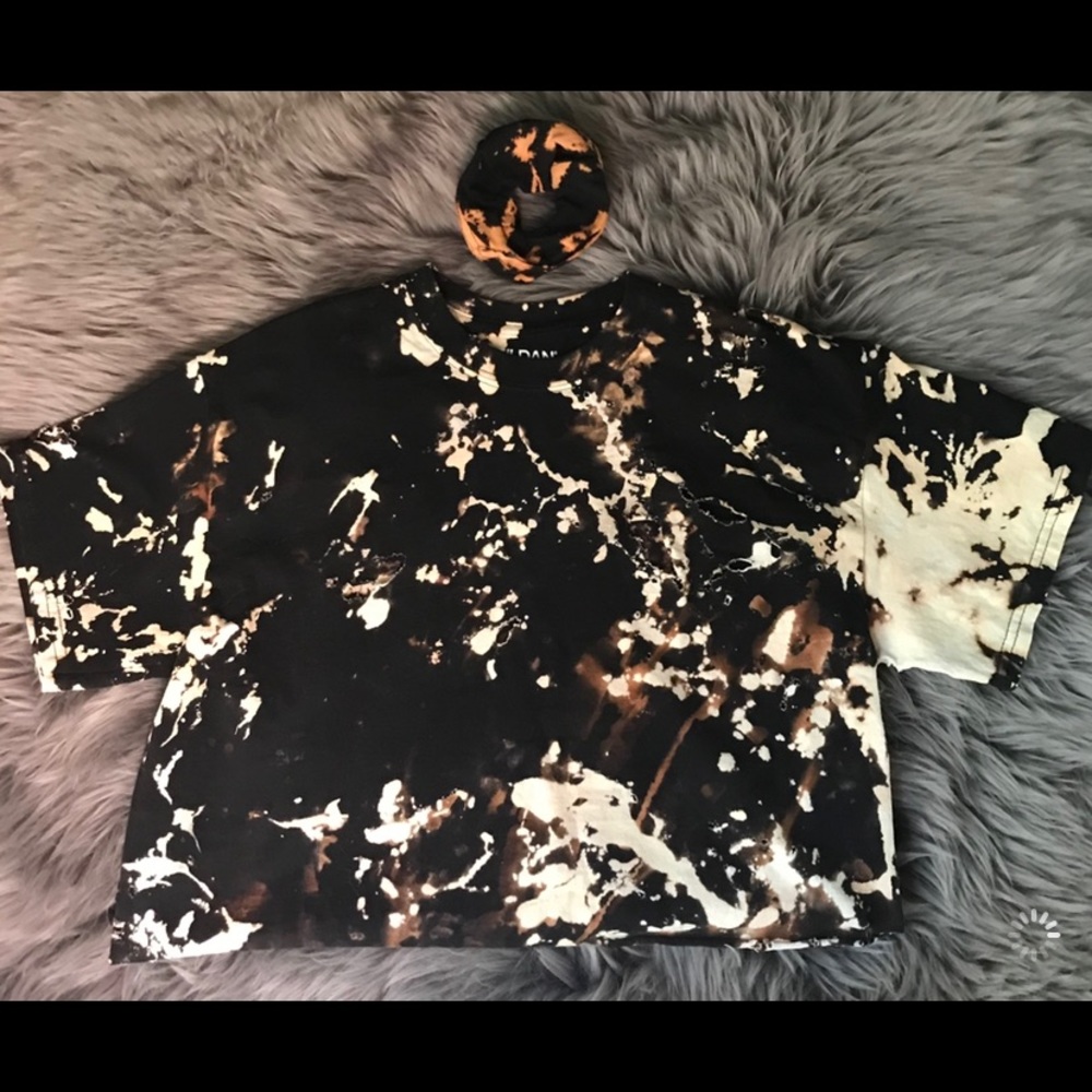 BUNDLE!! bleached ripped crop top and scrunchie!